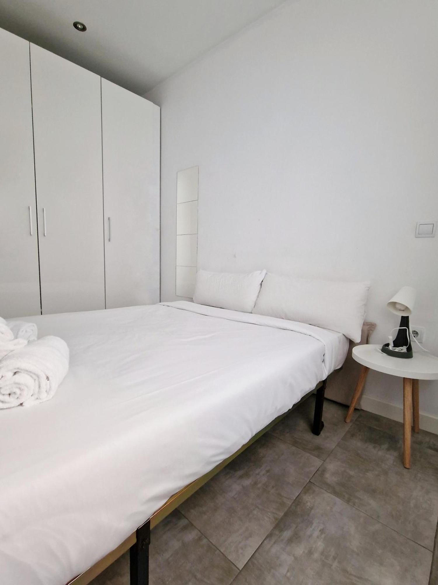 San Buenaventura Vistillas Apartamento Para Dos Lägenhet Madrid Exteriör bild